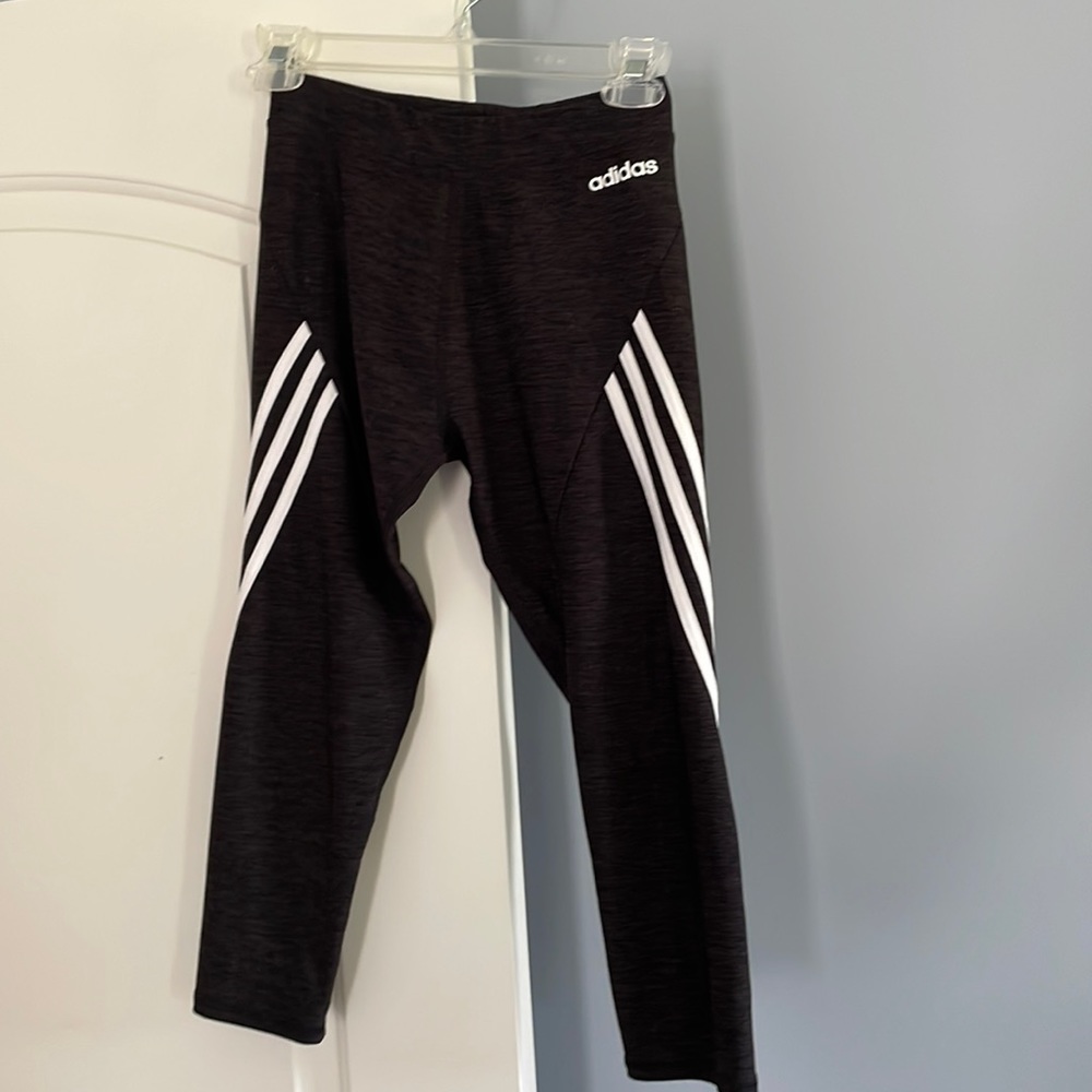 Girl’s Adidas crop leggings - Size 14